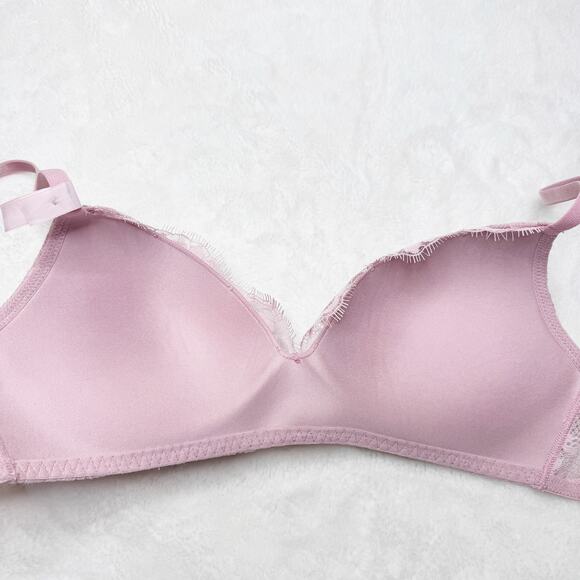 VICTORIA'S SECRET Dream Angels Pink Lace Wireless Push-Up Bra 34B NEW - Picture 6 of 8